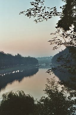 le canal de jonction entre la Meuse et le Canal Albert